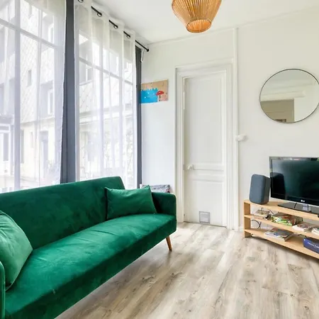 Holiday home Barthelemy Charmante Maison De Rouen