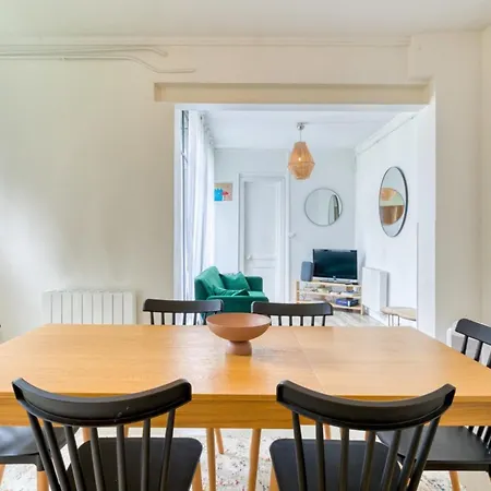 Barthelemy Charmante Maison De *