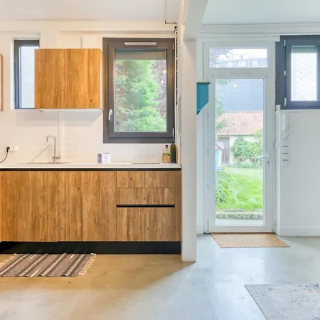 Holiday home Barthelemy Charmante Maison De *