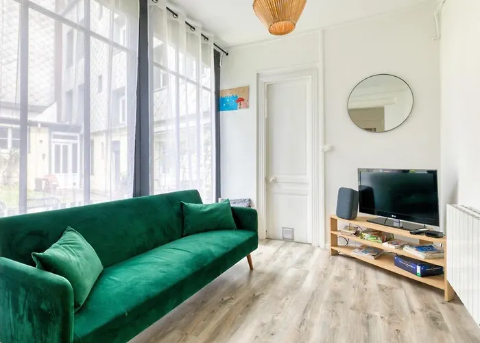 Barthelemy Cozy House In The Center Дом отдыха *